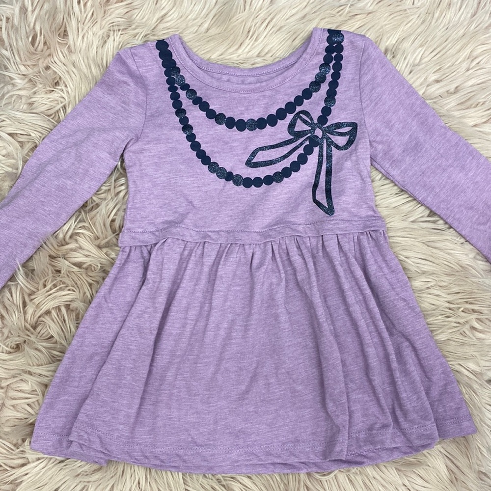Necklace shirt/dress